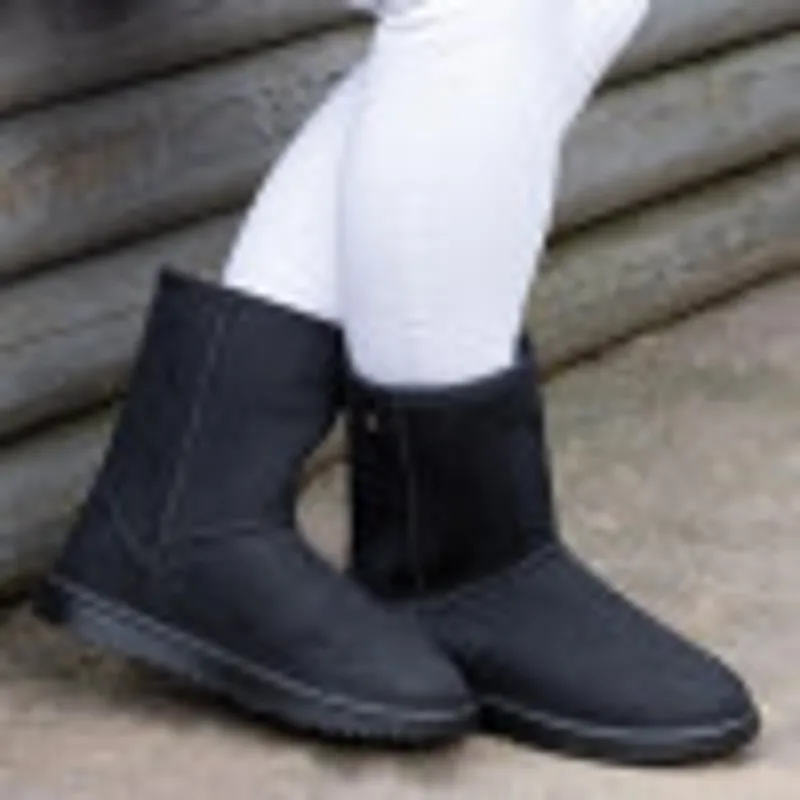 Chisworth Waterproof Fleece Boot Black-1