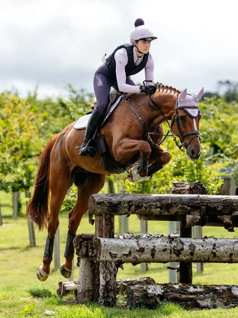 LeMieux  Suede CC Square Lilac Large-2